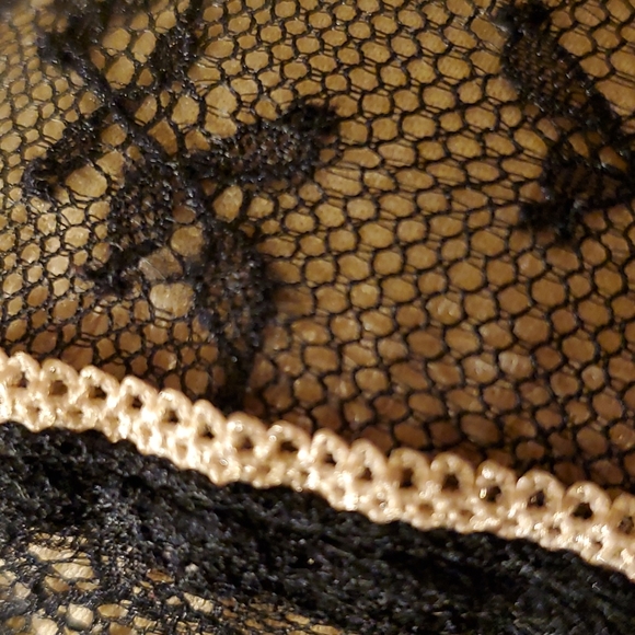 Black lace sexy bra sz 34DD - Picture 3 of 6